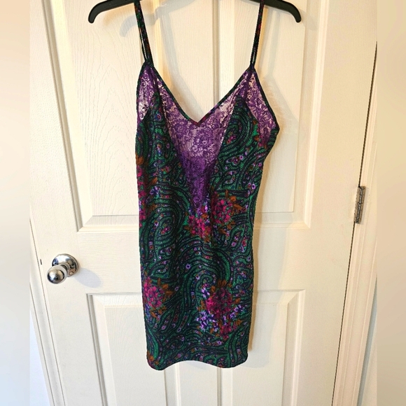 Victoria's Secret Vintage Gold Label Paisley Slip Dress Size M - Picture 1 of 4